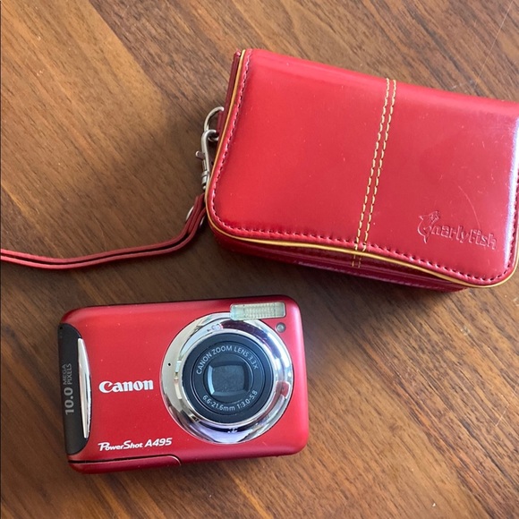 Canon PowerShot A495 Red with Case - Picture 1 of 5
